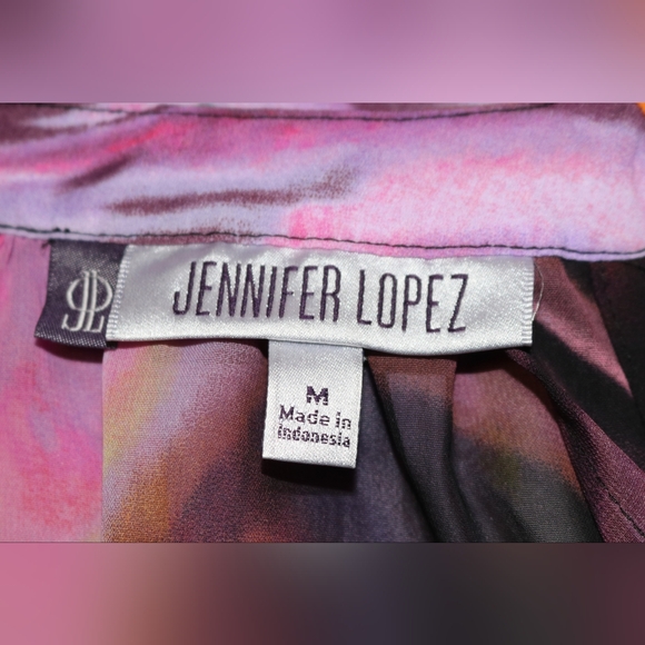 Jennifer Lopez Flowy Top - Picture 5 of 7